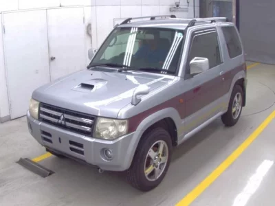 Mitsubishi PAJERO MINI