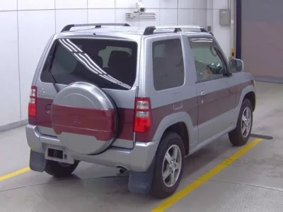 Mitsubishi PAJERO MINI