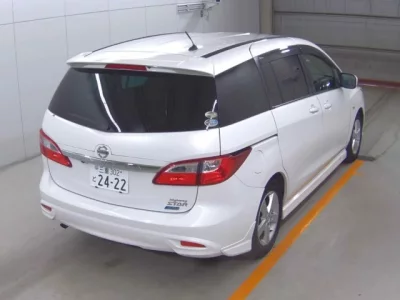 Nissan LAFESTA