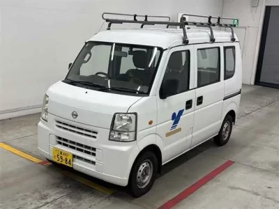 Nissan CLIPPER VAN