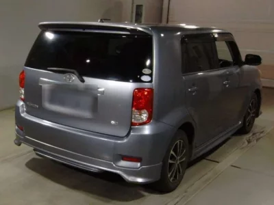 Toyota COROLLA RUMION