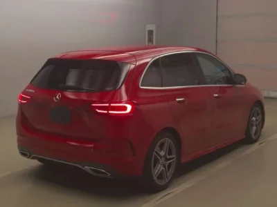 Mercedes-Benz B CLASS