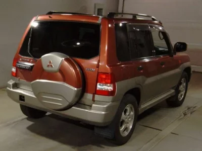 Mitsubishi PAJERO IO