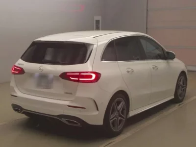 Mercedes-Benz B CLASS