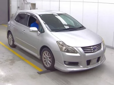 Toyota BLADE