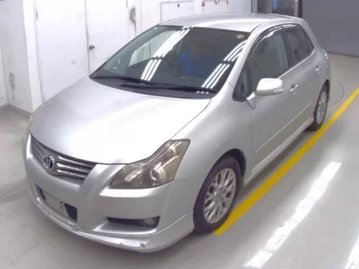 Toyota BLADE