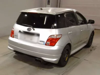 Toyota IST