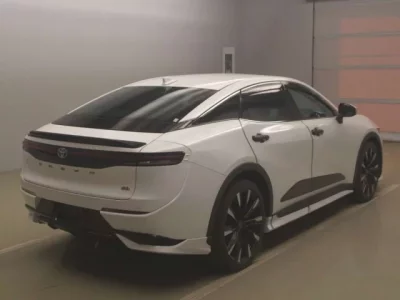 Toyota CROWN CROSSOVER