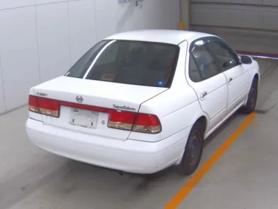 Nissan SUNNY