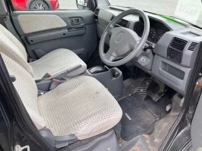 Nissan CLIPPER RIO