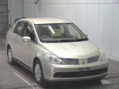Nissan TIIDA LATIO