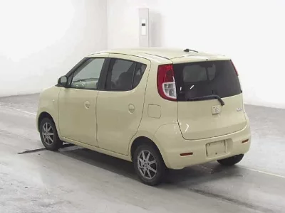 Suzuki MRWAGON