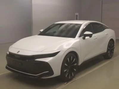 Toyota CROWN CROSSOVER