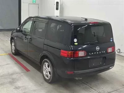 Nissan LAFESTA