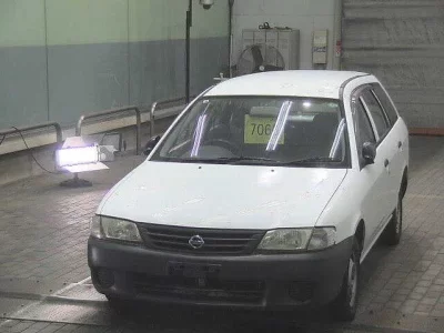 Nissan AD