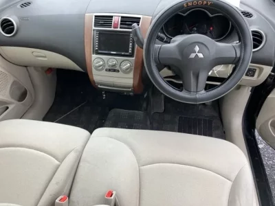Mitsubishi COLT PLUS