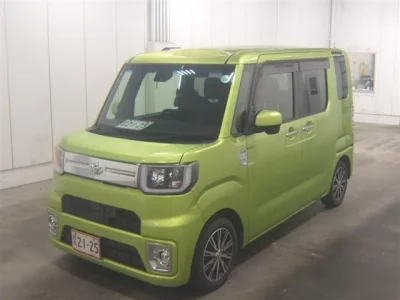 Toyota PIXIS MEGA