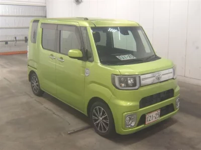 Toyota PIXIS MEGA