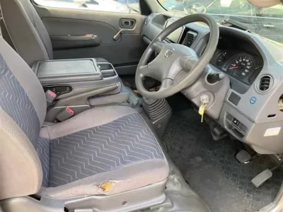 Nissan CARAVAN VAN