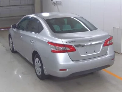 Nissan SYLPHY