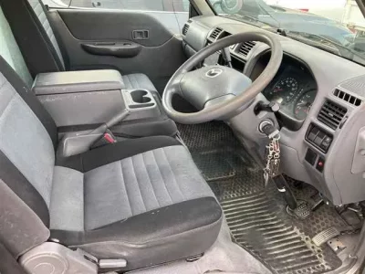 Mazda BONGO VAN