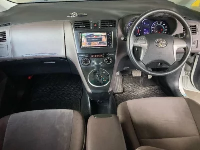 Toyota MARK X ZIO
