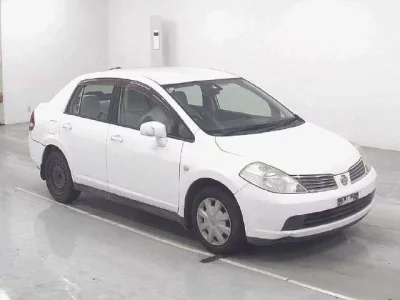 Nissan TIIDA LATIO