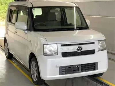Toyota PIXIS SPACE