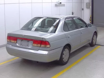 Nissan SUNNY
