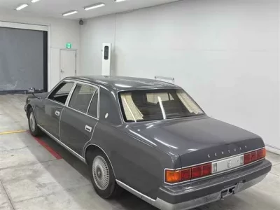 Toyota CENTURY