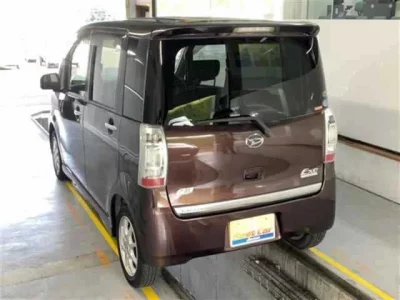 Daihatsu TANTO EXE