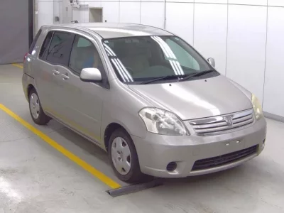 Toyota RAUM