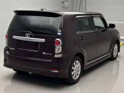 Toyota COROLLA RUMION
