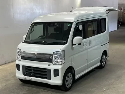 Nissan CLIPPER RIO