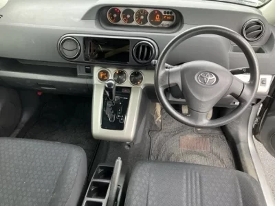 Toyota COROLLA RUMION
