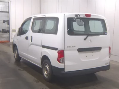 Mitsubishi DELICA