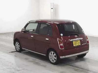 Daihatsu MIRA