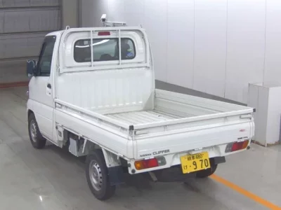 Nissan CLIPPER TRUCK
