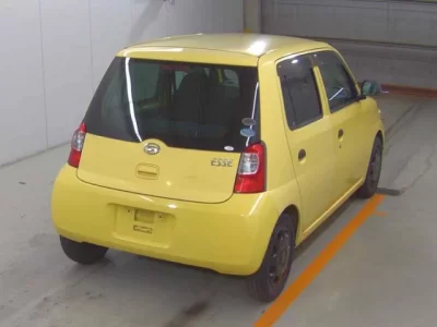 Daihatsu Esse