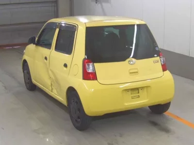 Daihatsu Esse