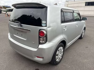 Toyota COROLLA RUMION