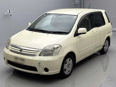 Toyota RAUM