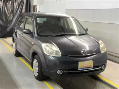 Mazda VERISA