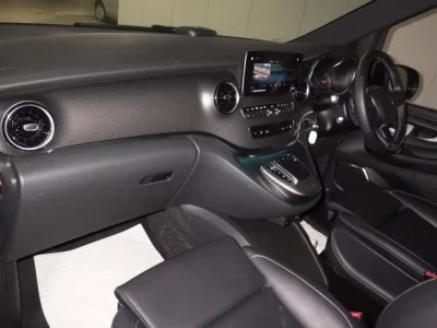 Mercedes-Benz V CLASS