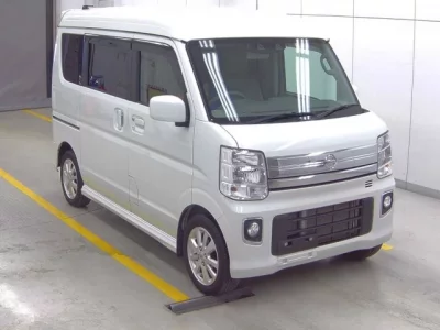 Nissan CLIPPER RIO
