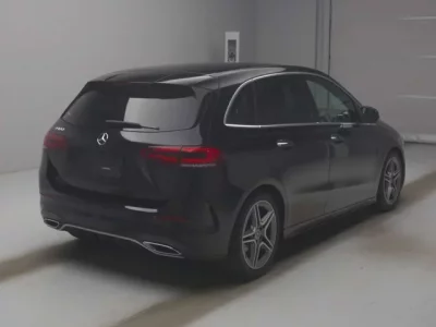 Mercedes-Benz B CLASS