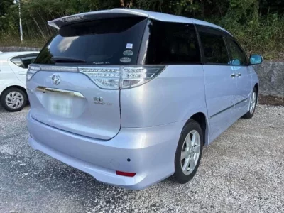 Toyota ESTIMA HYBRID