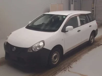 Nissan AD