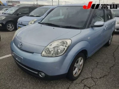Mazda VERISA