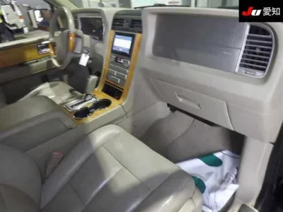 Ford LINCOLN NAVIGATOR